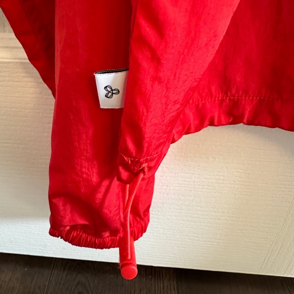 Aritzia TNA Sherwood windbreaker jacket - Picture 6 of 12